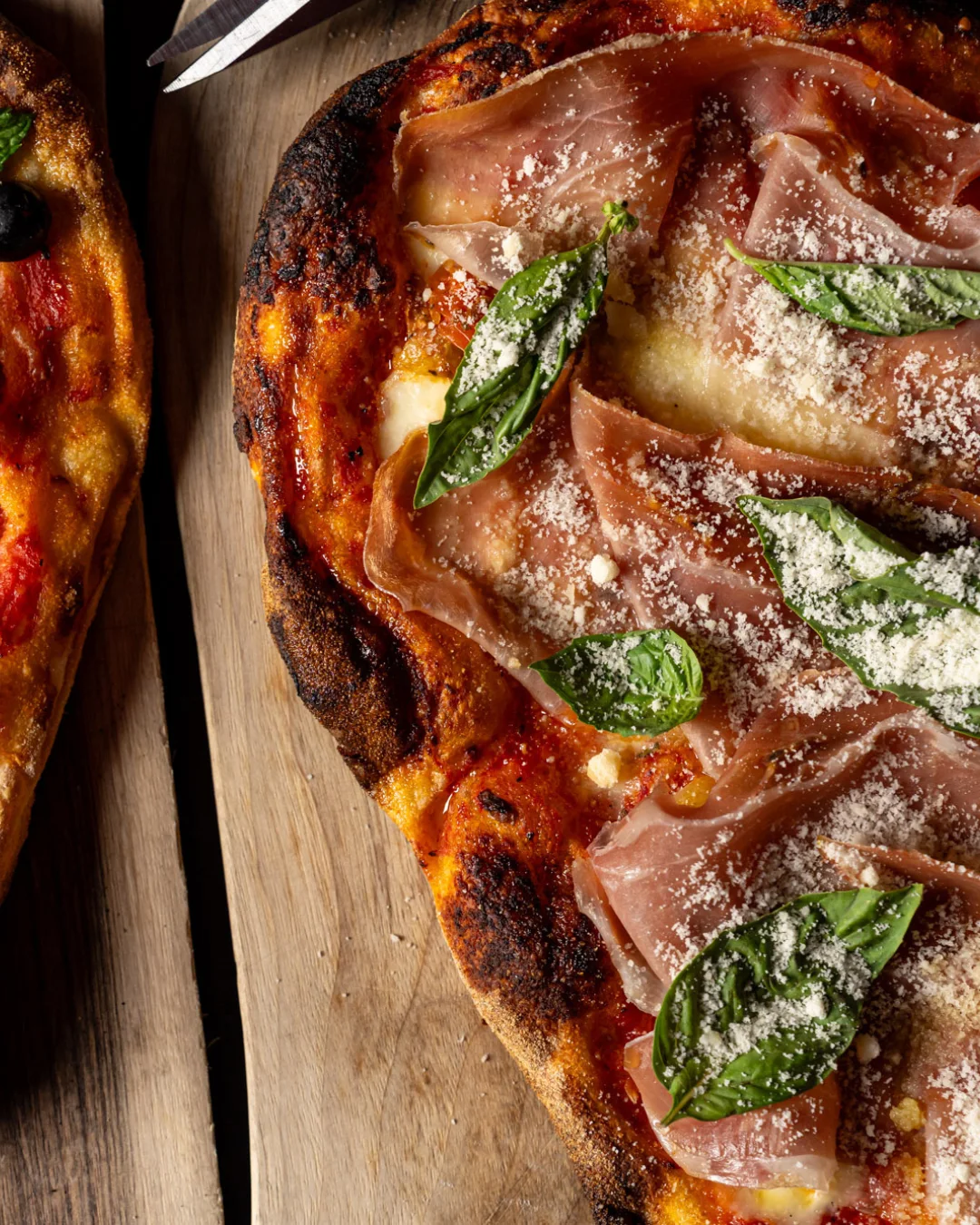 Prosciutto pizza at Notte Ristorante